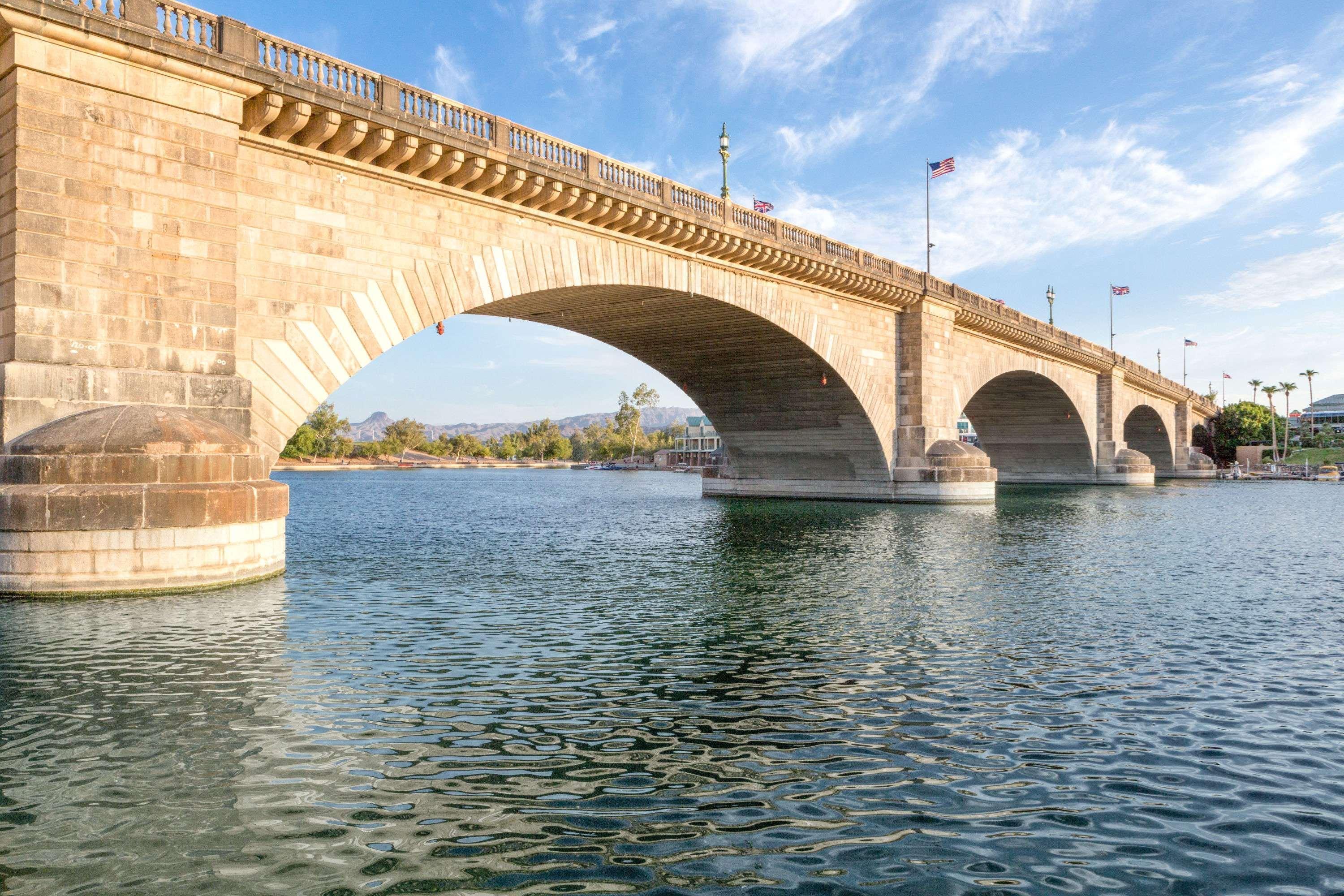 Super 8 By Wyndham Lake Havasu City Buitenkant foto